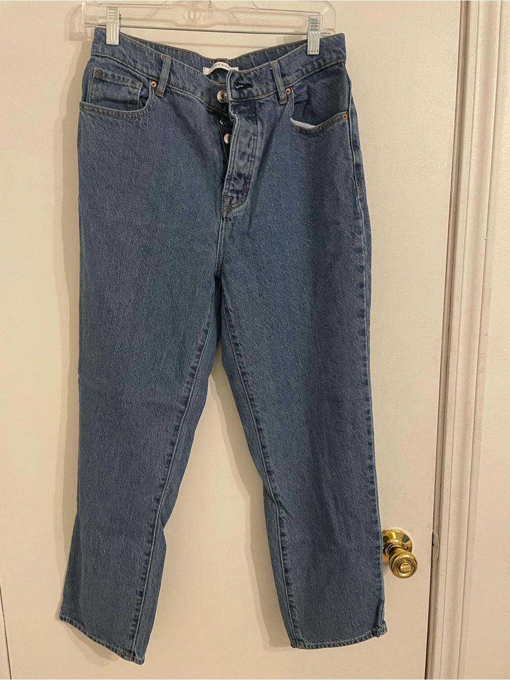 PacSun Women's Straight-Leg Denim Jeans in Medium Blue